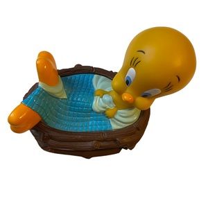 Vintage 1996 Tweety Bird Bed Nest Alarm Clock Westclox Model 32402 TESTED